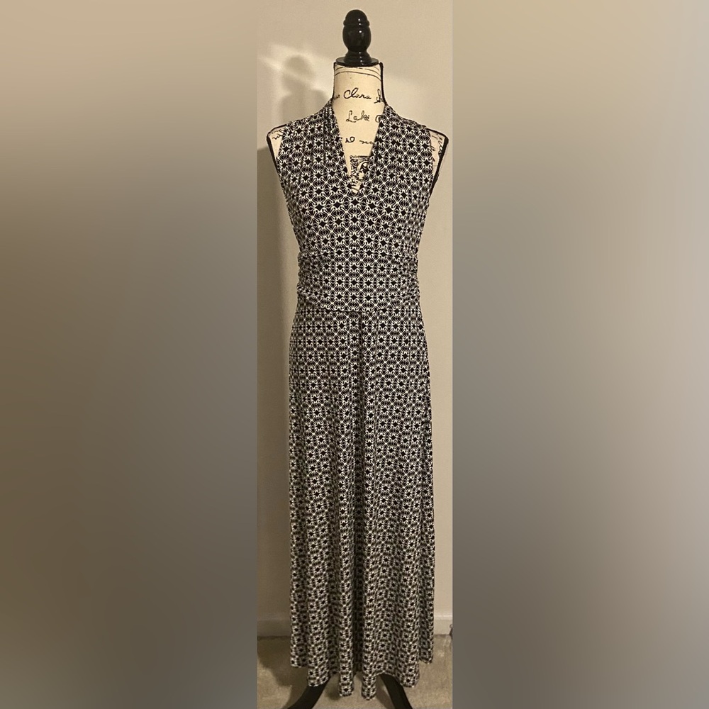 Vince Camuto “Geo Print” Sleeveless Maxi Dress - Picture 3 of 13
